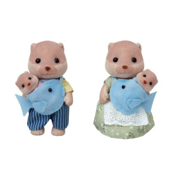 Calico Critters Splashy Otter Family by Epoch Everlasting Play