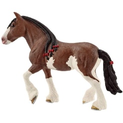 Clydesdale Mare by Schliech
