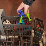 Squigz Starter Set by Fat Brain Toys 4