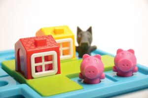Three Little Pigs by Smart Games 2