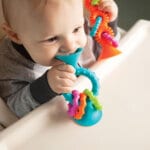 pipSquigz Loops by Fat Brain Toys 3