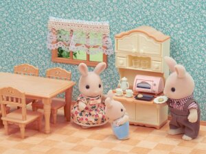 Calico Critters Dining Room Set by Epoch Everlasting Play 4