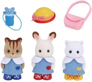 Calico Critters Nursery Friends by Epoch Everlasting Play 2