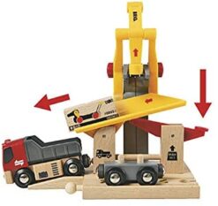 Brio Cargo Railway Deluxe Set by Brio 4