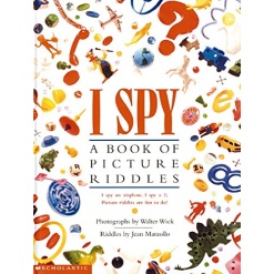 I Spy A Book of Picture Riddles by Penguin Random House