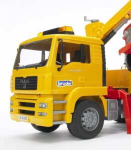 MAN TGA Tow Truck with Cross Country Vehicle by Bruder 4