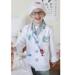 Doctor Dress Up with Accesories by Great Pretenders 1