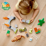 Duplo Jurassic World T.Rex and Triceratops Dinosaur Breakout by Lego 3