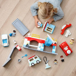 Duplo Parking Garage and Car Wash by Lego 5