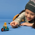 City Chicken Stunt Bike by Lego 3