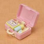 Calico Critters Snow Rabbit Mothers Weekend Travel Set by Epoch Everlasting Play 7