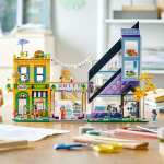 Friends Downtown Flower and Design Stores by Lego 5