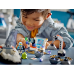 City Spaceship and Asteroid Discovery - Image 8