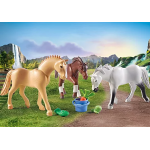 Playmobil Three Horse Set - Image 3