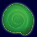 Crazy Aaron's Rainbow Reveal Thinking Putty - Image 6